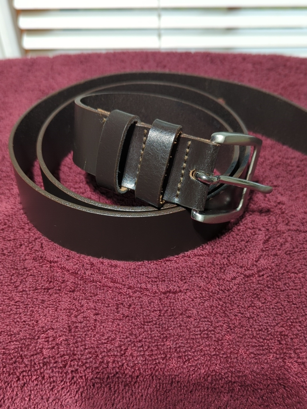 Classic Dark Brown PELLE  Leather Men's Belt with Silver Buckle MADE IN ITALY...